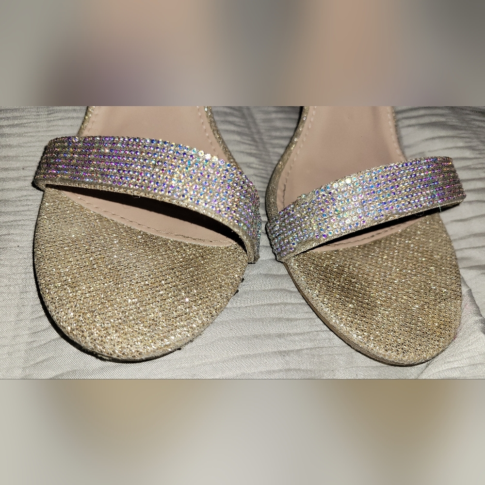 TOP Moda Glittering Gold Strappy Heels - Picture 7 of 9